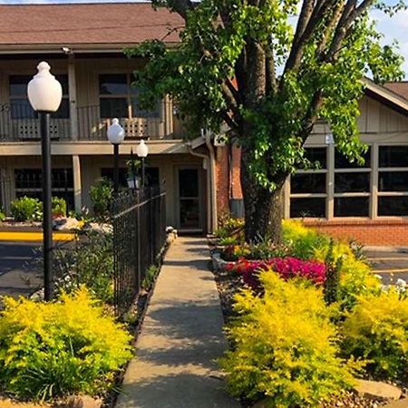 Charles Wesley Motor Lodge Downtown Broken Bow- Hochatown Eksteriør bilde