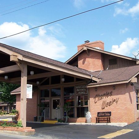Charles Wesley Motor Lodge Downtown Broken Bow- Hochatown Eksteriør bilde