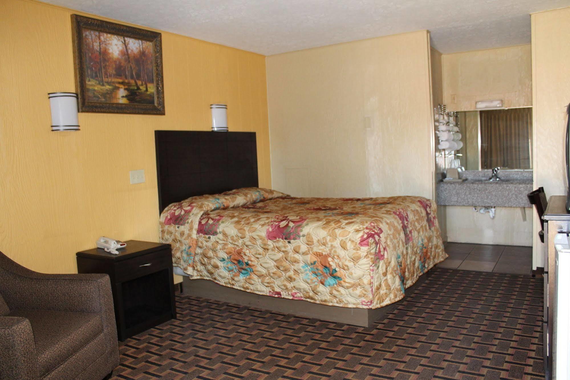 Charles Wesley Motor Lodge Downtown Broken Bow- Hochatown Eksteriør bilde