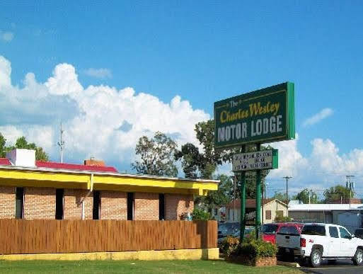 Charles Wesley Motor Lodge Downtown Broken Bow- Hochatown Eksteriør bilde