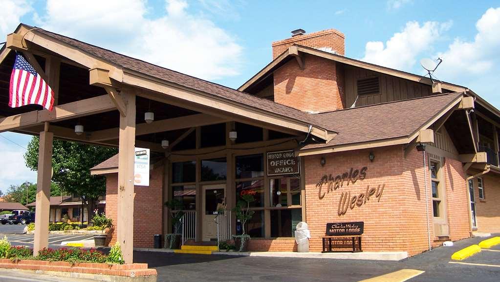 Charles Wesley Motor Lodge Downtown Broken Bow- Hochatown Eksteriør bilde
