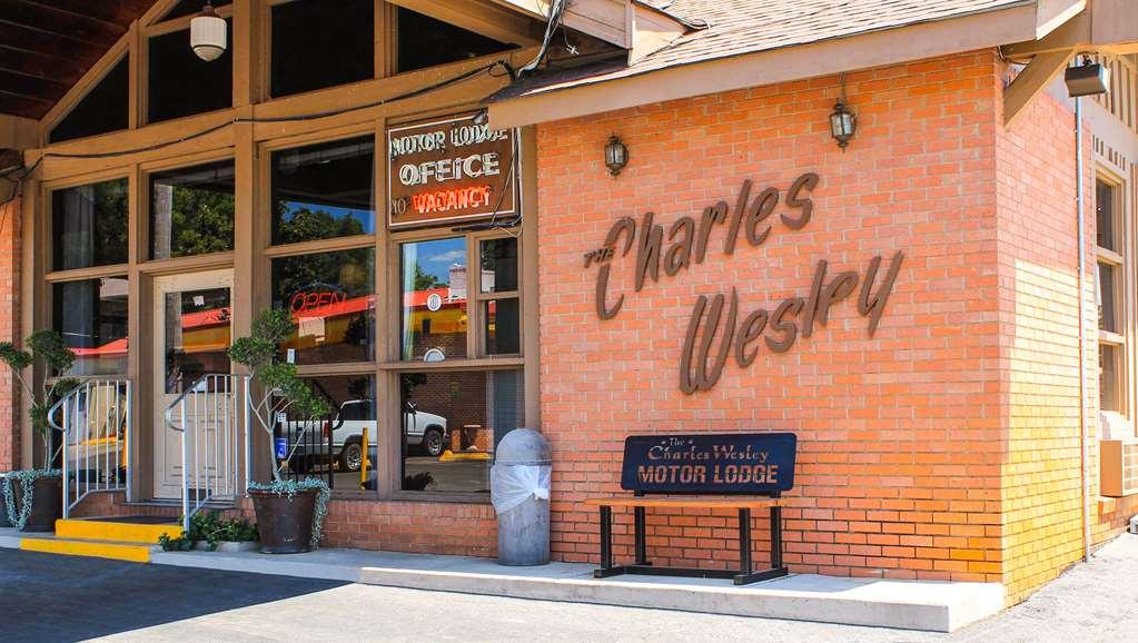 Charles Wesley Motor Lodge Downtown Broken Bow- Hochatown Eksteriør bilde