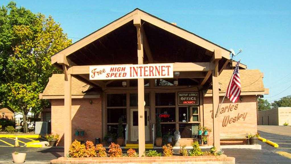Charles Wesley Motor Lodge Downtown Broken Bow- Hochatown Eksteriør bilde